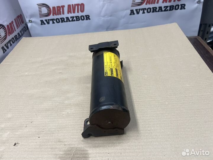 Гидроаккумулятор подвески Lexus LX 570