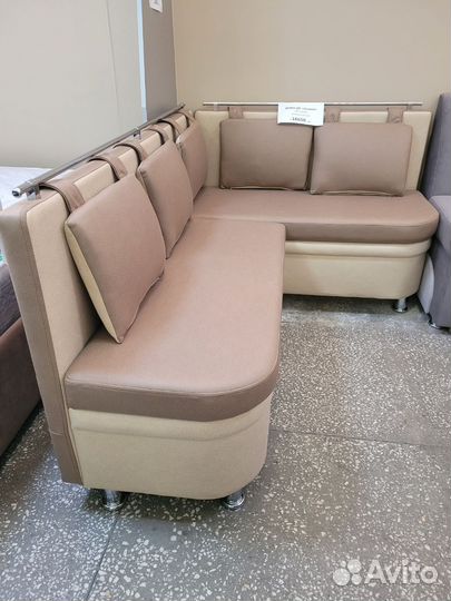 Угловой диван 160/120, в наличии