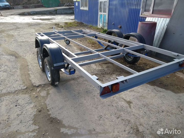 Прицеп легковой двухосный 3.7*1.8 площадка от пфс