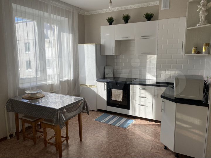 Квартира-студия, 35 м², 10/10 эт.