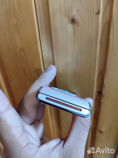 Sony Ericsson W595