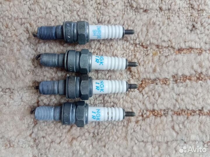 Свечи зажигания иридиевые ngk на Мот Хонда сбр ф4а