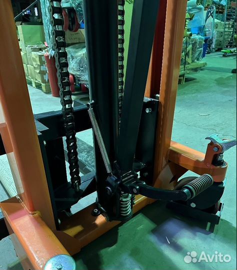 Штабелер гидравлический