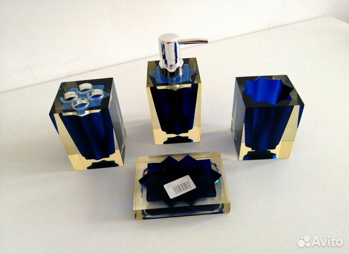 Аксессуары для ванной комнаты