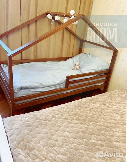 Детская Кровать из бука домик
