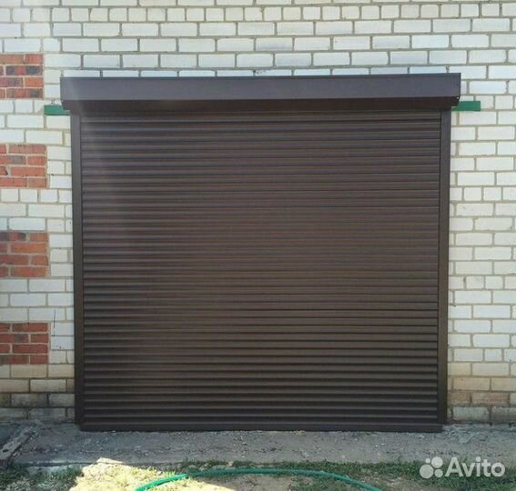 Ворота гаражные секционные - Рoмoданoво
