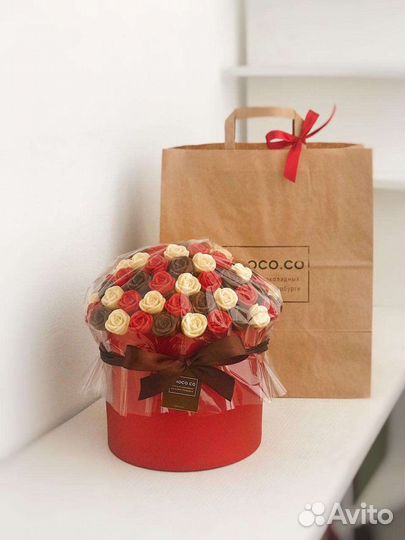 Букет из шоколадных роз