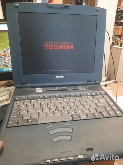 Ноутбук toshiba