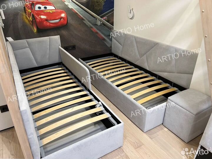 Мягкая кровать с подъемным механизмом