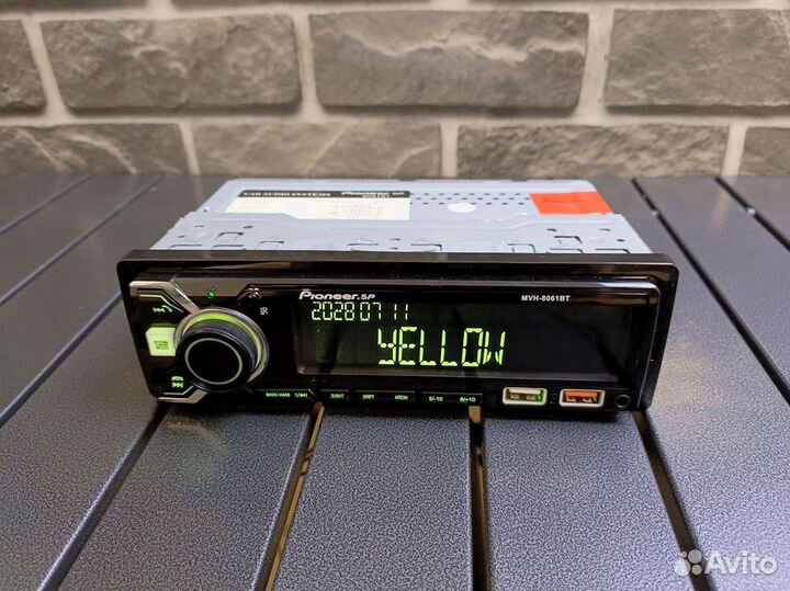 Магнитола Pioneer 1Din 12-24В с bluetooth 60Вт