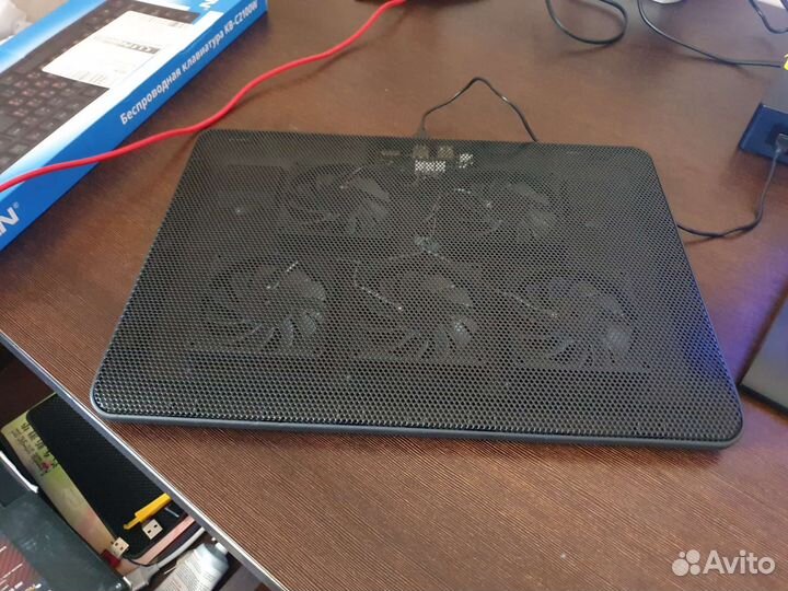 Подставка с охлаждением для ноутбука