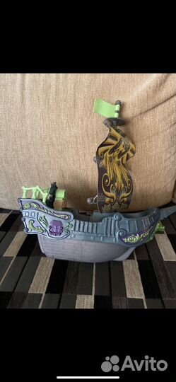 Пиратский корабль