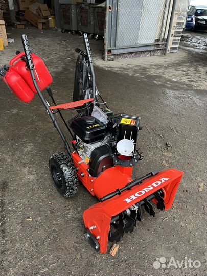 Снегоуборщик бензиновый Honda HSS GX270 9HP