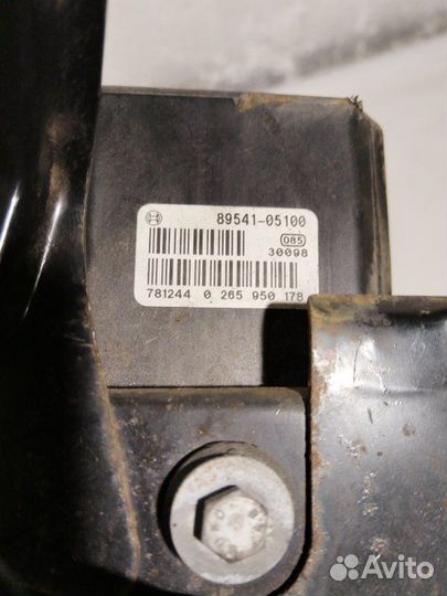 Блок abs Toyota Avensis 2 2.0 2003-2008