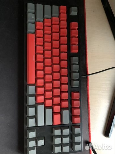 Клавиатура keyrox, мышка glorius