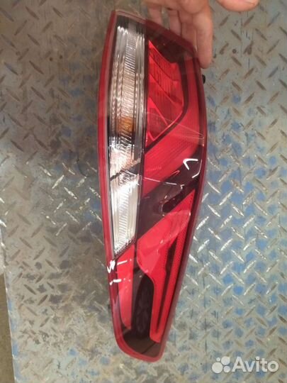 Фонарь задний правый на Kia optima 4