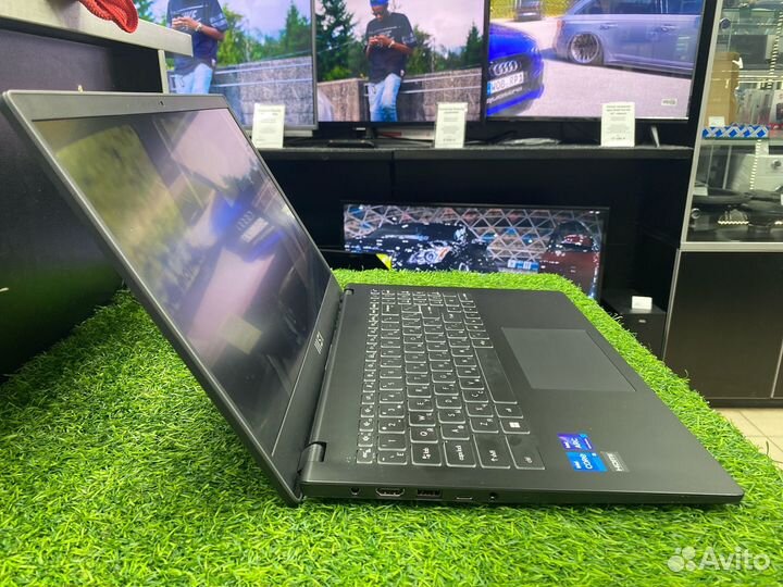 Ноутбук MSI Modern 15 B12