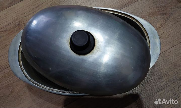 Гусятница чугунная,большая и маленькая