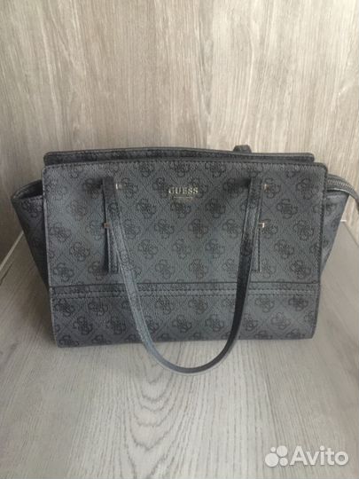 Сумка Guess