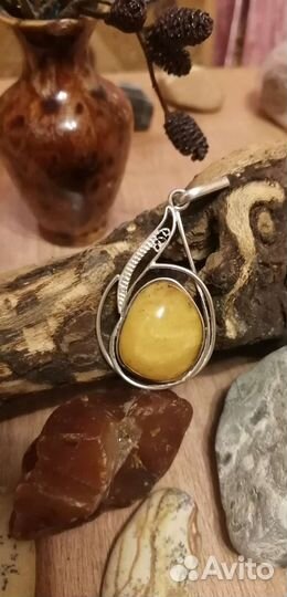 Серебряное Кольцо, подвес с янтарем