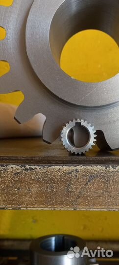 Токарь, токарные работы, металлообработка