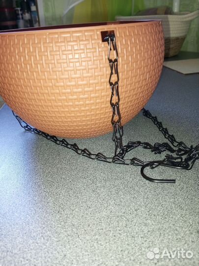 Бокалы, стаканы, тарелки