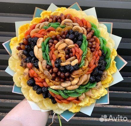 Букет из сухофруктов