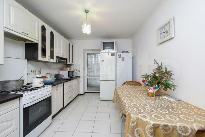 3-к. квартира, 79,6 м², 2/2 эт.