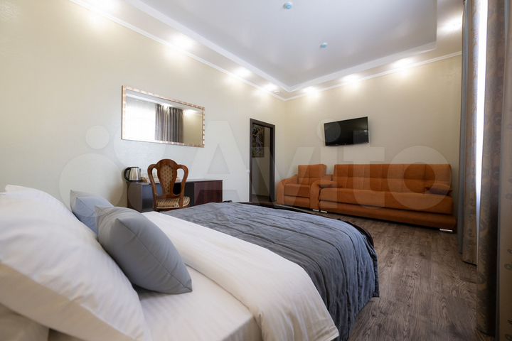 Комната 40 м², 2/2 эт.