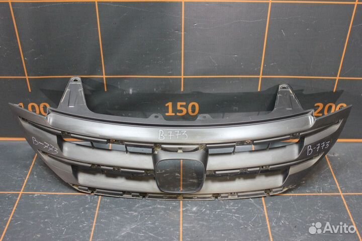 Решетка радиатора - Honda CR-V 4