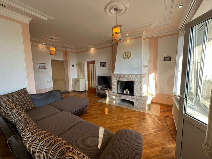 3-к. квартира, 105 м², 2/3 эт.