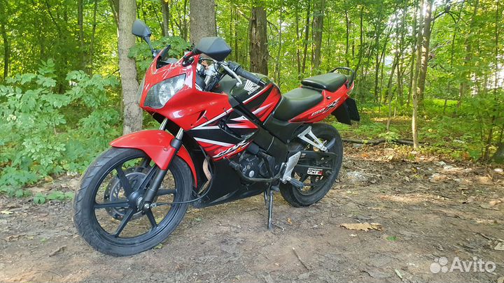 Хонда CBR150