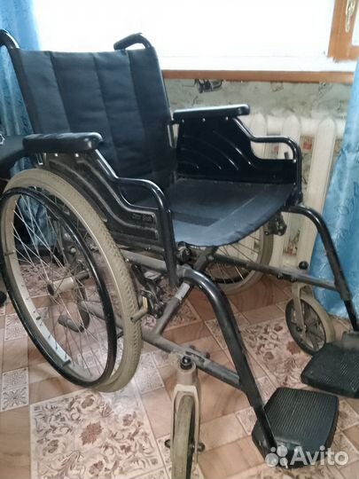 Инвалидная коляска складная бу