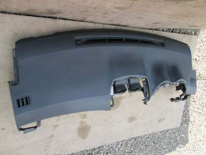 Торпедо (airbag) Toyota Corolla Fielder NZE141