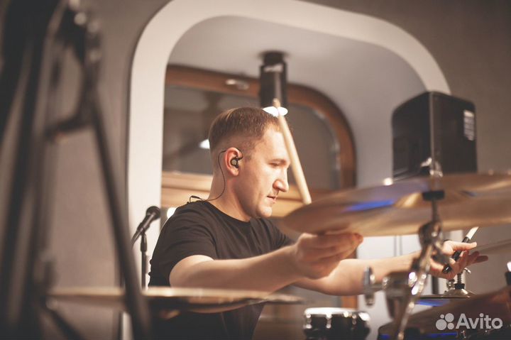 Уроки игры на барабанах (Обучение игре на ударных)