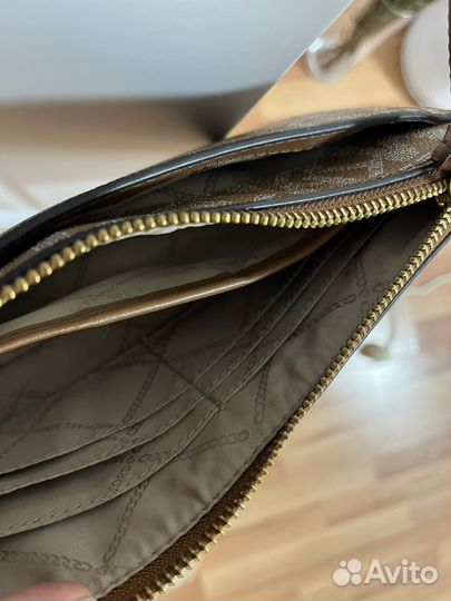 Сумка кожаная Michael Kors почти новая