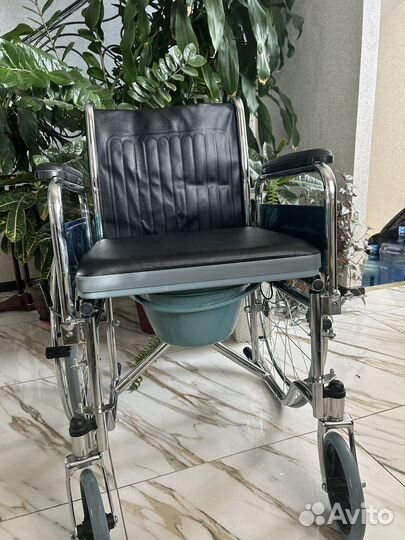 Инвалидная коляска новая Barry w5