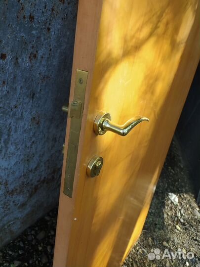 Дверь межкомнатная 800 х 2000 бу без коробки