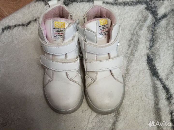 Ботинки на девочку