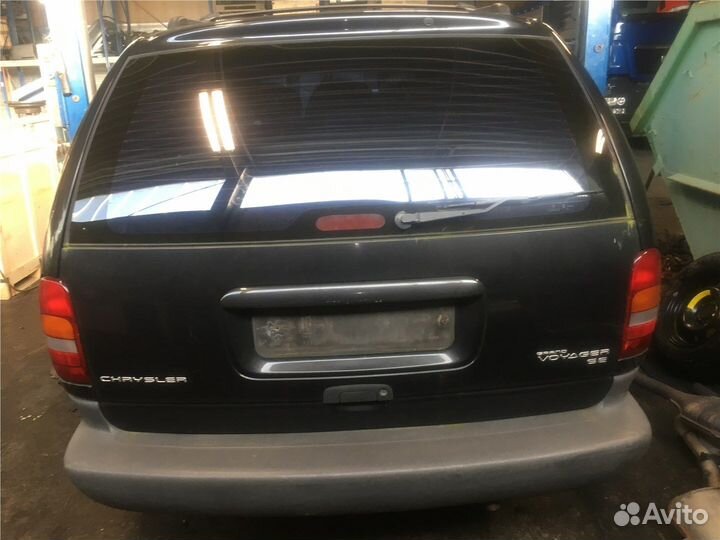 Разбор на запчасти Chrysler Voyager
