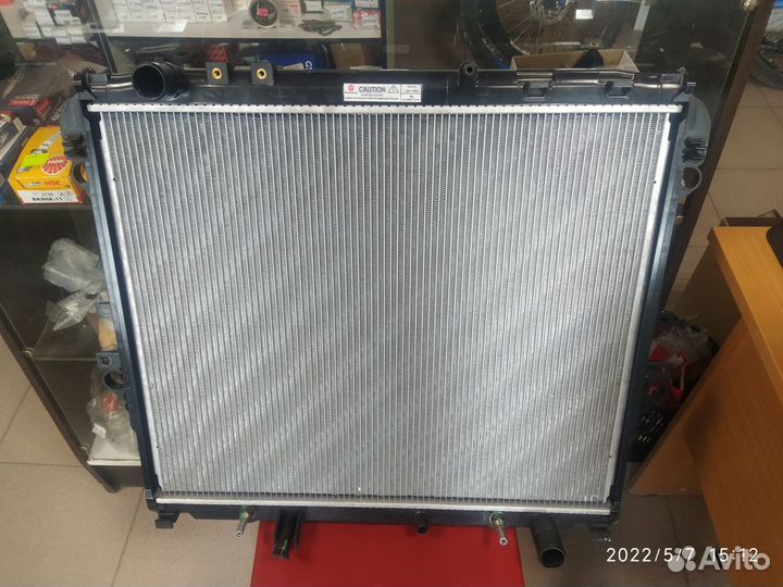 Радиатор Toyota Hilux