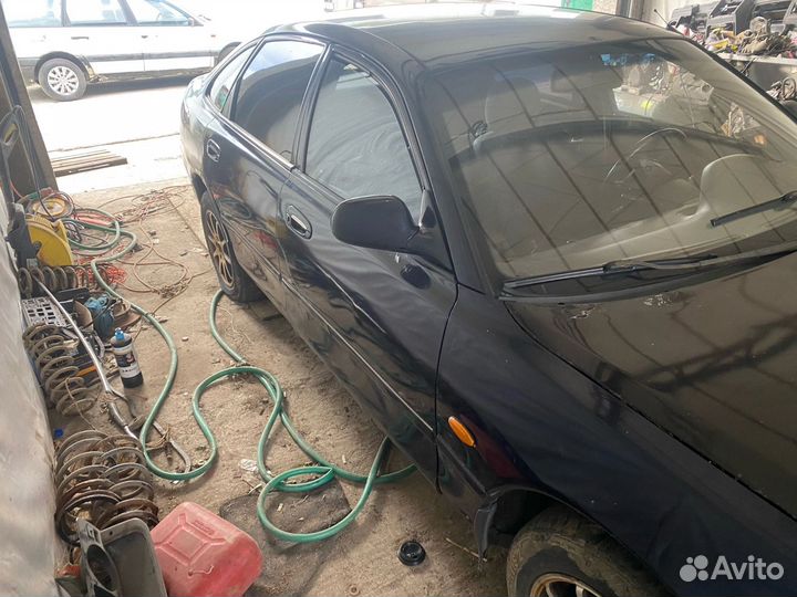 Мазда 626 1,8 на запчасти