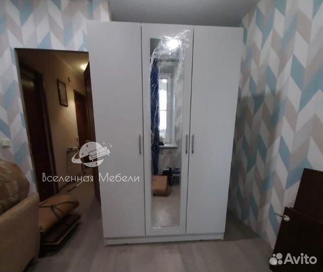 Шкаф распашной