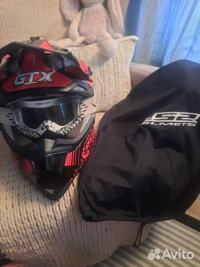 Кроссовый шлем с очками