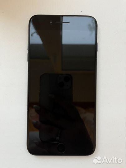 iPhone 8 Plus, 64 ГБ