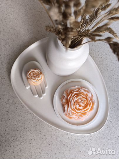 Декор для дома: ваза, поднос, свечи с подставками