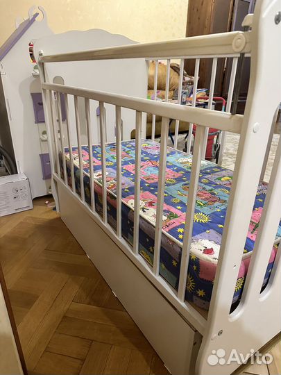 Кроватка детская