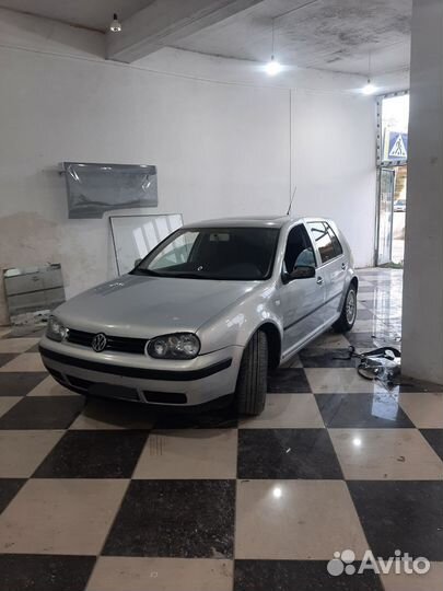 Volkswagen Golf 2.0 МТ, 2000, 319 926 км