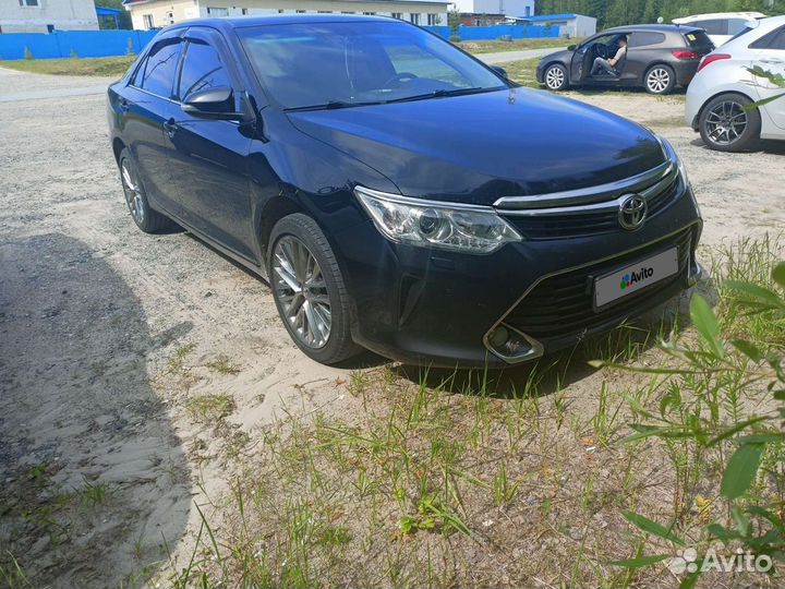 Toyota Camry, 2016
