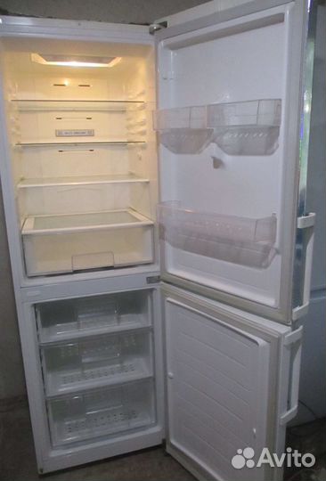 LG GA-B30, 2-хкамерный, высота 1.8 м, б/у